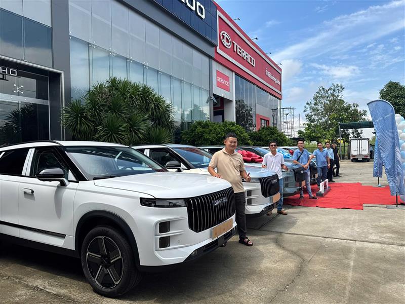 BUỔI LỄ BÀN GIAO 10 XE JAECOO J7 PHEV CÓ GÌ HOT